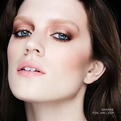 Hourglass Curator Eyeshadow 1g | FEELUNIQUE