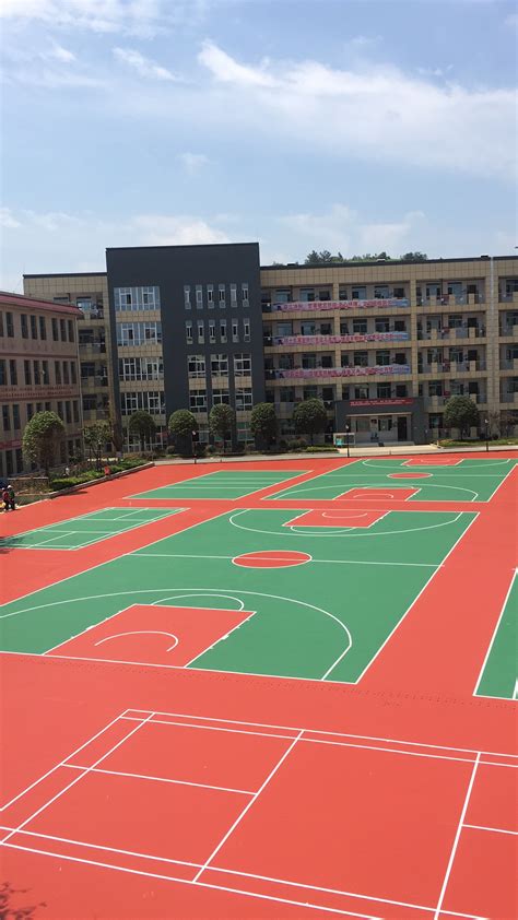 广州市力特体育完成的新球场——贵州省织金师范学院硅pU_广州市力特体育设备有限公司