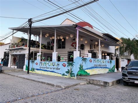 Mami Chula - Bay Vallarta