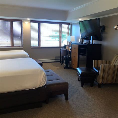 THE BAYFIELD INN - Hotel Reviews & Photos - Tripadvisor