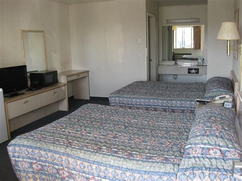 FOUR CORNERS INN (Blanding, Utah) - Hotel Reviews, Photos, Rate ...