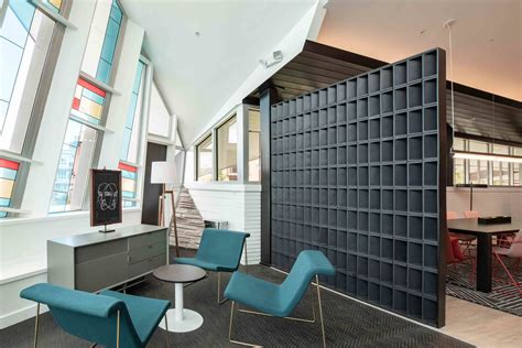 Photo Gallery | The Province Boulder