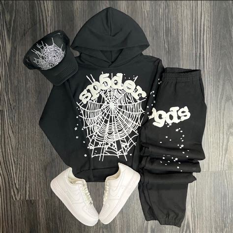 Sp5der Fit in 2025 | Streetwear men outfits, Guys clothing styles ...