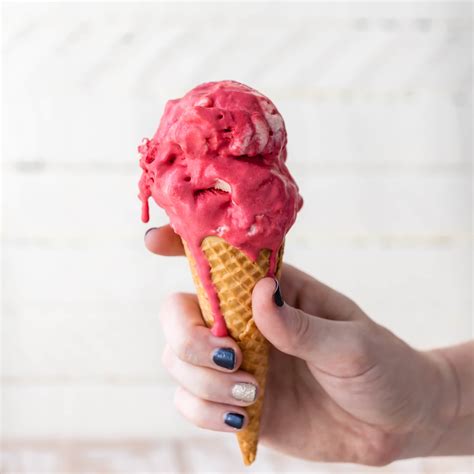 Red Velvet Ice Cream (Cream Cheese Ice Cream) - The Cookie Rookie®