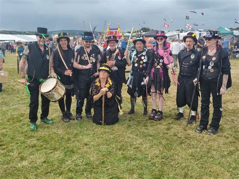 Dancing at The Fox and Hounds Comford, The Fox and Hounds Comford ...