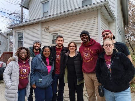 Volunteer Opportunities - Hannah's House of Lansing