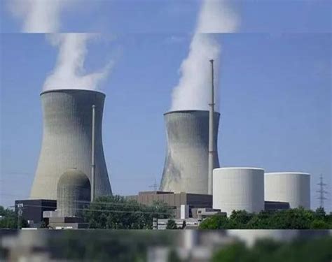 India's first domestically built 700 MW nuclear reactor starts ...