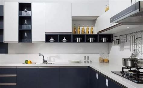 厨房橱柜里常见的插座预留位置要5个 - 装修保障网
