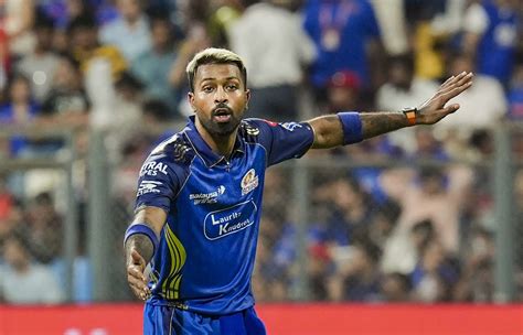 'Very average captaincy': Ashwin takes aim at Hardik Pandya after MI ...