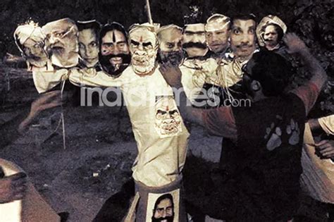 JNU Refuses To Back Down From Controversy, Student Activists Burn Modi ...