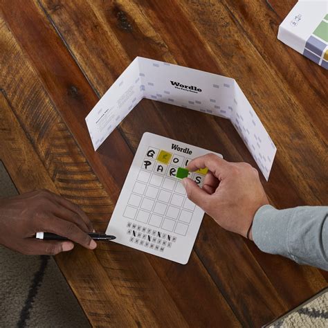 Mua Hasbro Gaming Wordle The Party Game for 2-4 Players, Official ...