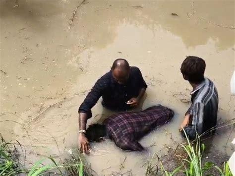 The body of the youth was found floating in the lake | તળાવમાંથી યુવકનો ...