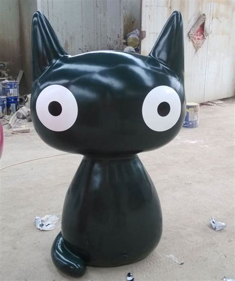 玻璃钢卡通黑色小猫雕塑-方圳雕塑厂