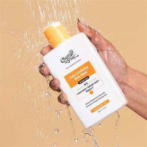 Salicylic Acid For Skin: Why It Is So Popular For Treating Acne | LBB