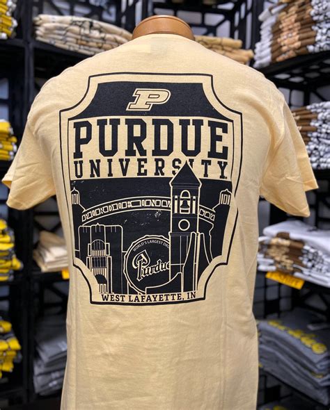 Discount Den — Purdue Motion "P" T Shirts