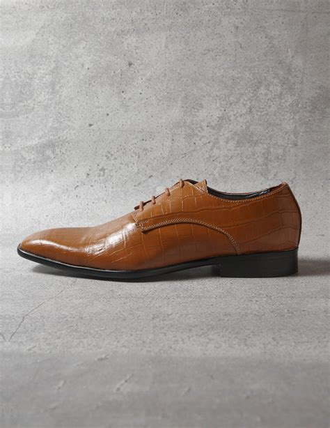 Handcrafted Genuine Leather Premium Shoes for the Stylish Indian Men ...