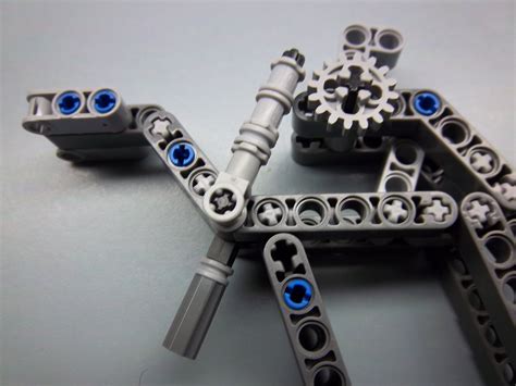 Mini LEGO Revolver Tutorial 的图像结果