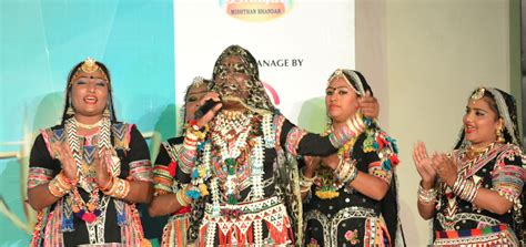 Best folk dance group of Rajasthan | Dance of Rajasthan - MeenaSapera