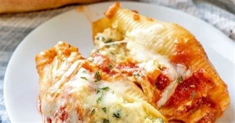 Spinach and Ricotta Stuffed Jumbo Shells - Yummy002