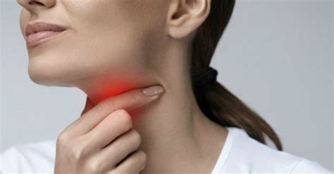11 Remedies That Can Help You Get Rid Of A Nagging Sore Throat Quickly