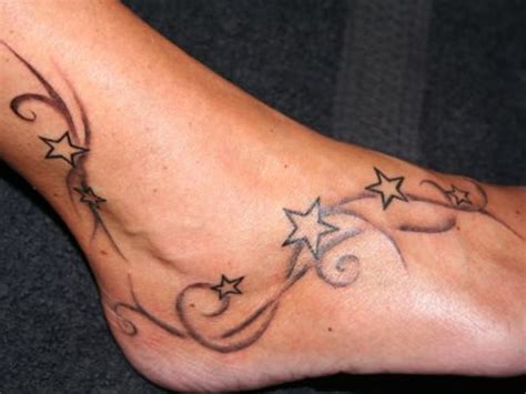 Tatuaggi Sulla Caviglia E Piede