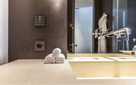 Home automation for the hospitality sector | Applications