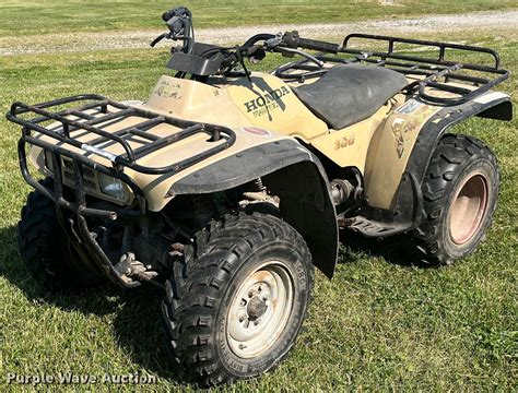 1995 Honda Four Trax 300 ATV in Monroe City, MO | Item LB9006 sold | Purple Wave