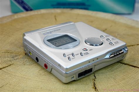 Sharp MiniDisc Recorder User Manual 的图像结果