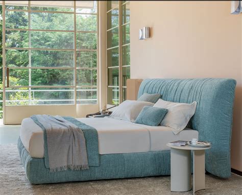 Layla Bed – Opsis Designs