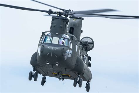 Boeing delivers first of 465 CH-47F Block II Chinook helicopters to US Army