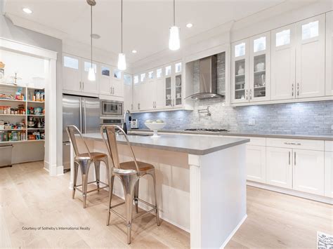 EIFFEL– Pravada Floors