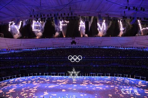 北京冬奥会闭幕式，12生肖冰车滑出中国结_哔哩哔哩_bilibili