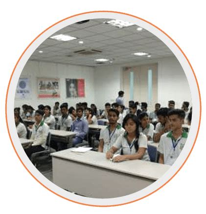 Paramedical College Delhi | IPHI | Impact Paramedical Health Institute