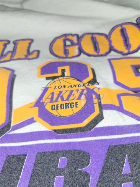 Lakers 3-PEAT 2002 T-Shirt NBA Champions Men’s XL Kobe O'Neal Fox | eBay