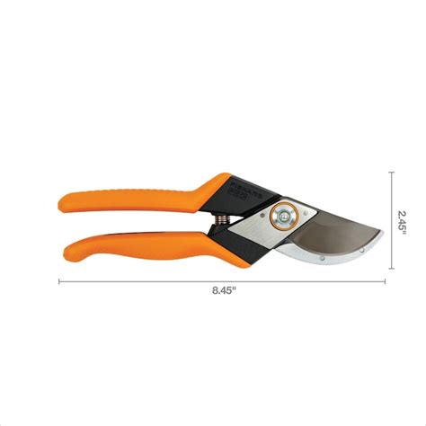 Fiskars Steel Bypass Hand Pruner with Standard Handle 1070297 at Lowes.com