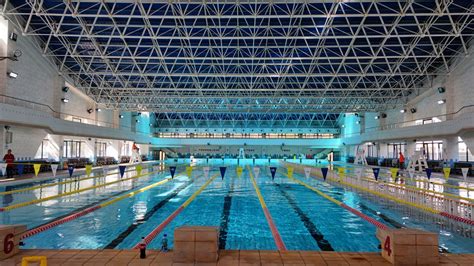 2023年全国体育运动学校联合会青少儿游泳巡回赛（西宁站）开赛_新华网