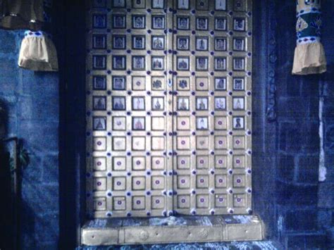 Kairavini karaiyinile - திரு அல்லிக்கேணி குளக்கரையோரம்: Vaikunda Ekadai ...