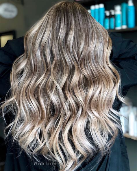 Natural blonde balayage | Natural blonde balayage, Blonde balayage, Hair