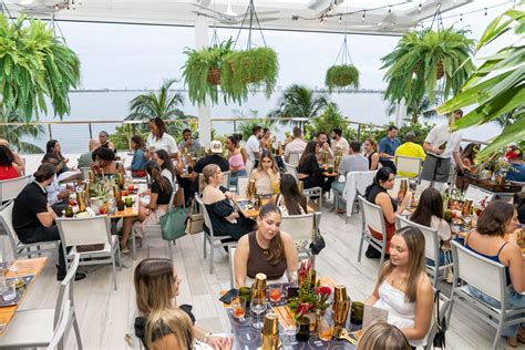 Cocktail-Making Class at Amara at Paraiso - The Hungry Post