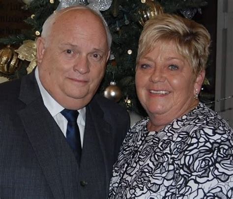 Evans Funeral Home | Chapmanville WV funeral home and cremation
