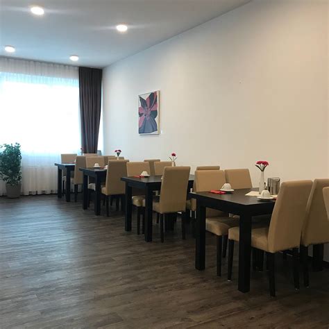 HOTEL LUNA (Offenbach) - Hotel Reviews, Photos, Rate Comparison ...