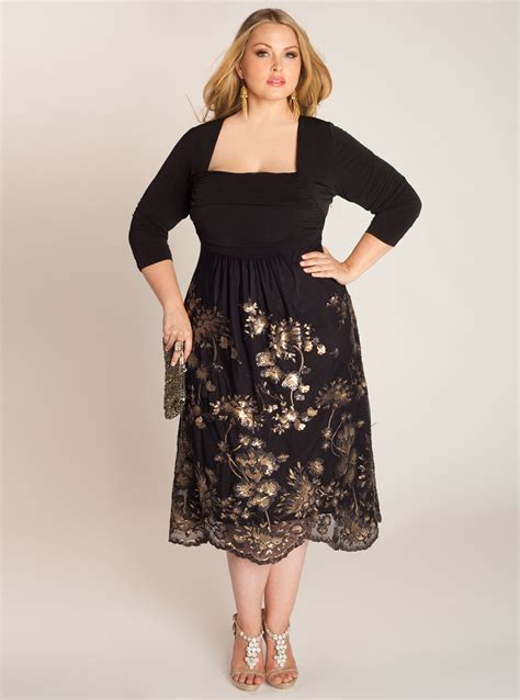 Plus Size Black Dresses | DressedUpGirl.com