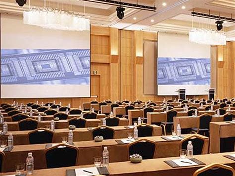 The Best Airport Hotels for the Luxury Traveller