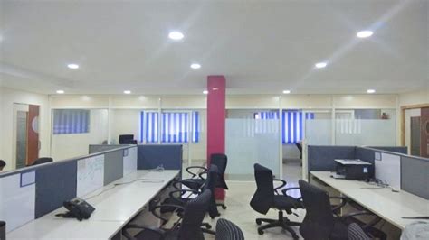 GoOffice 3095 - Hatch Station - Dedicated Desks | Meeting Space near ...