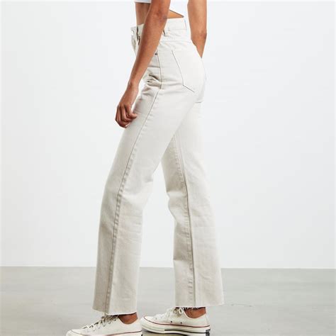 Women's Cream Jeans | Depop