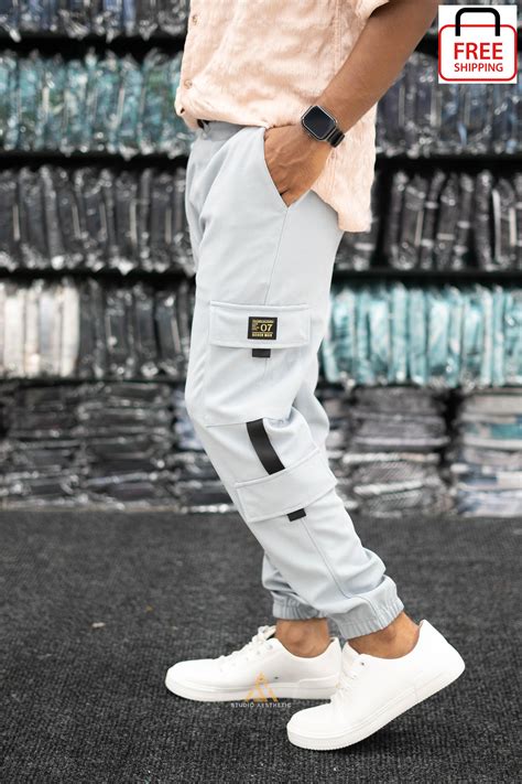 Free Shipping – 7 Man