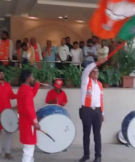 People including BJP president and MLAs in Ahmedabad made each other ...