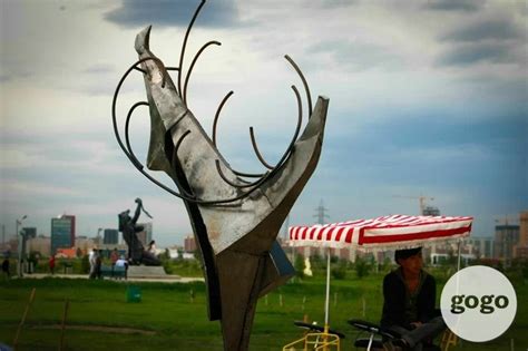 【走进蒙古】乌兰巴托公园里的那些有趣的雕塑雕像-草原元素---蒙古元素 Mongolia Elements