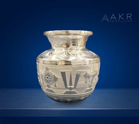 Shanku Chakra Namala chembu– AKR Jewellers