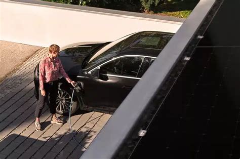 Maxeon Solar Panels Review 的图像结果